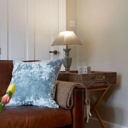 The Escape Luxury Townhouse With Parking