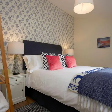 The Escape Luxury Townhouse With Parking York
