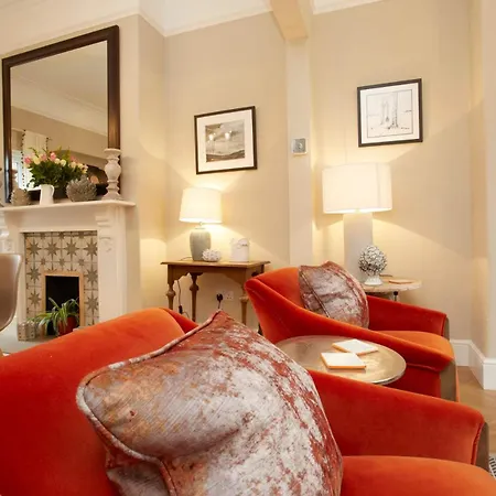 The Escape Luxury Townhouse With Parking * York