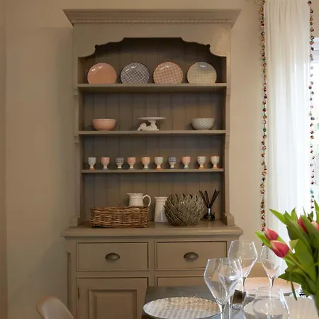 The Escape Luxury Townhouse With Parking Hébergement de vacances