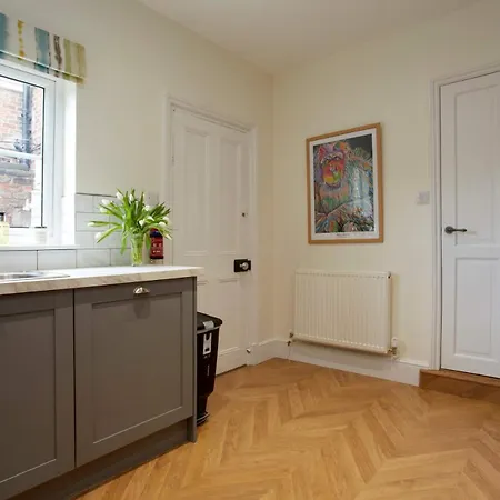 Hébergement de vacances The Escape Luxury Townhouse With Parking *