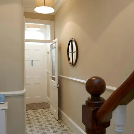 Hébergement de vacances The Escape Luxury Townhouse With Parking York