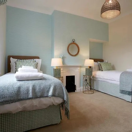 Hébergement de vacances The Escape Luxury Townhouse With Parking York